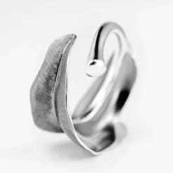 Ole Lynggaard Rings-Leaves ring