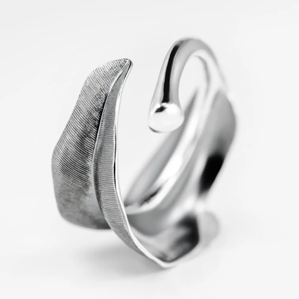 Ole Lynggaard Rings-Leaves ring