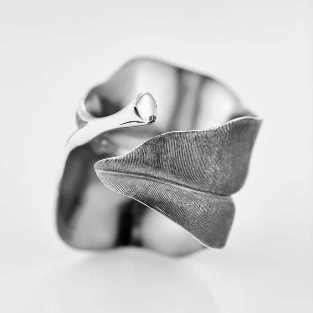 Ole Lynggaard Rings-Leaves ring large