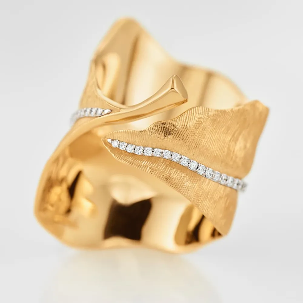 Ole Lynggaard Rings-Leaves ring large pavé
