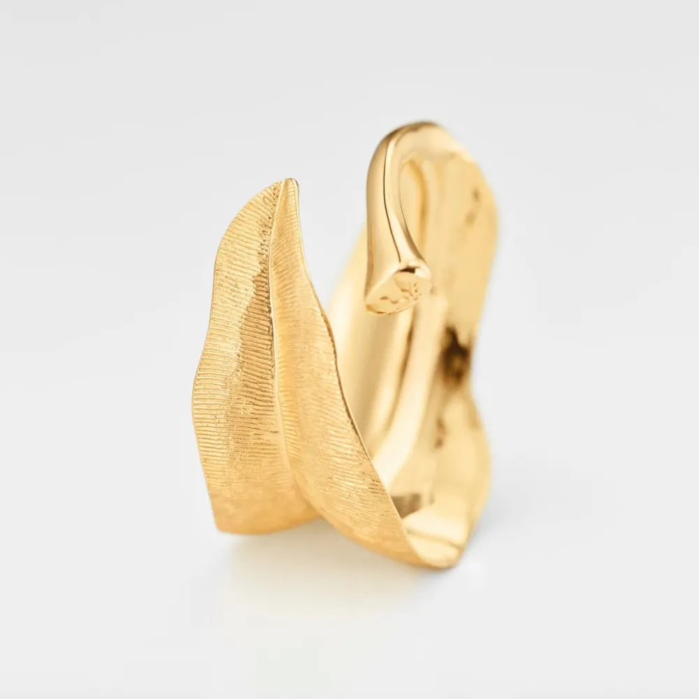 Ole Lynggaard Rings-Leaves ring medium