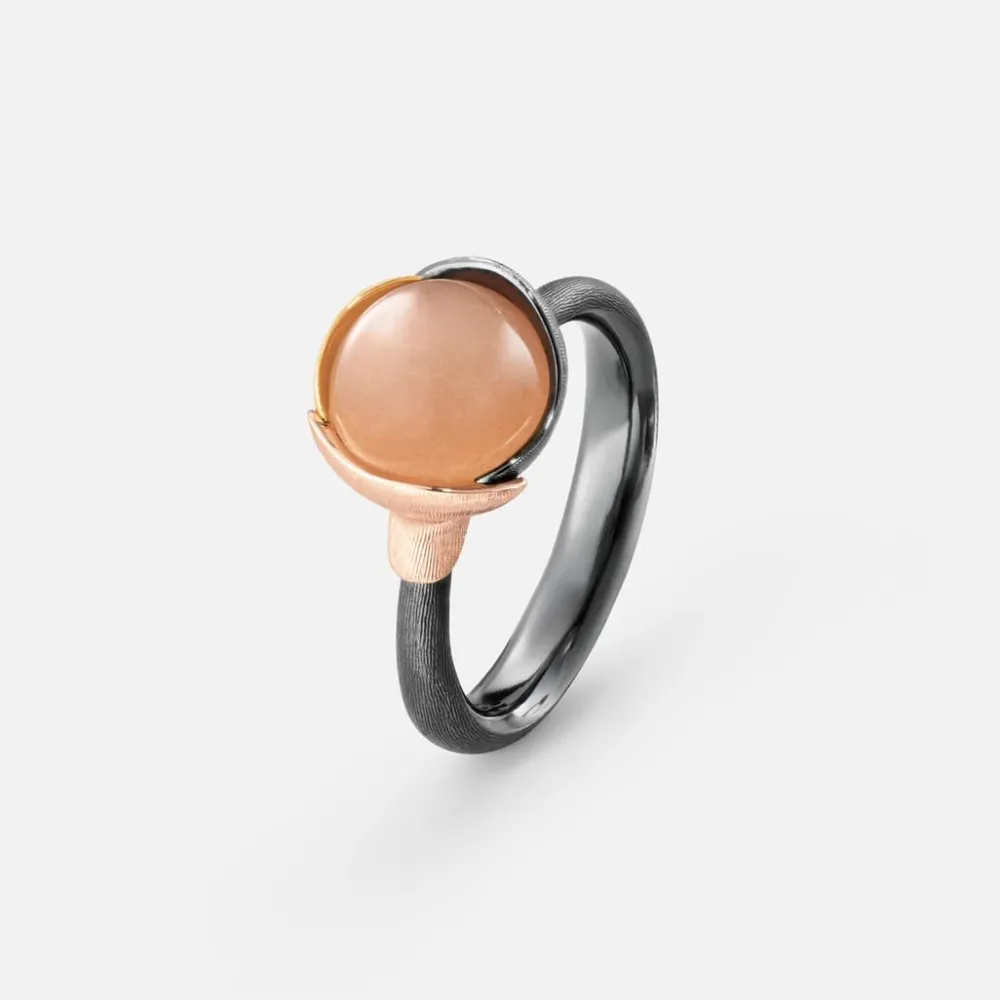 Ole Lynggaard Rings-Lotus ring 1