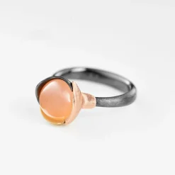 Ole Lynggaard Rings-Lotus ring 1