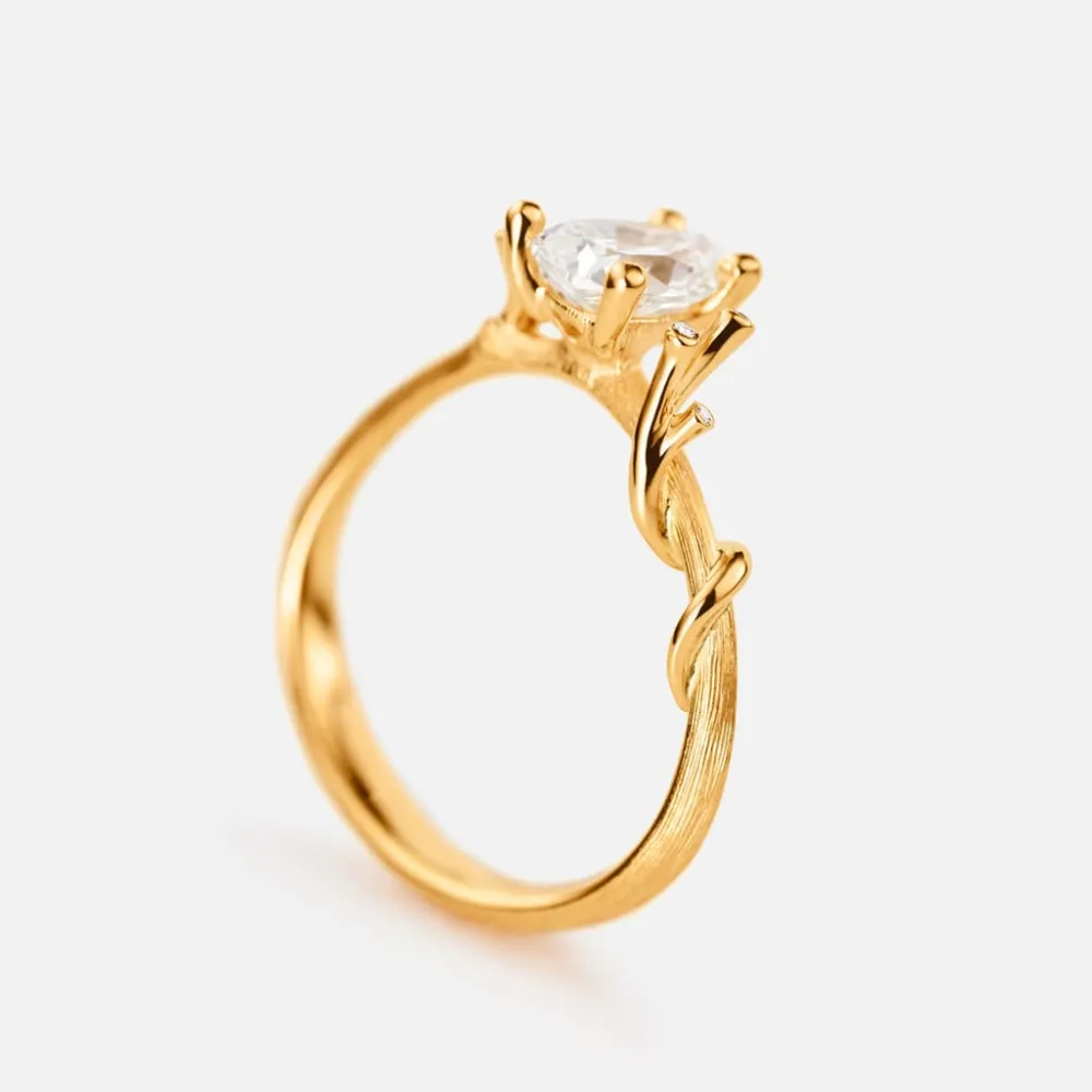 Ole Lynggaard Rings-Nature Solitaire ring